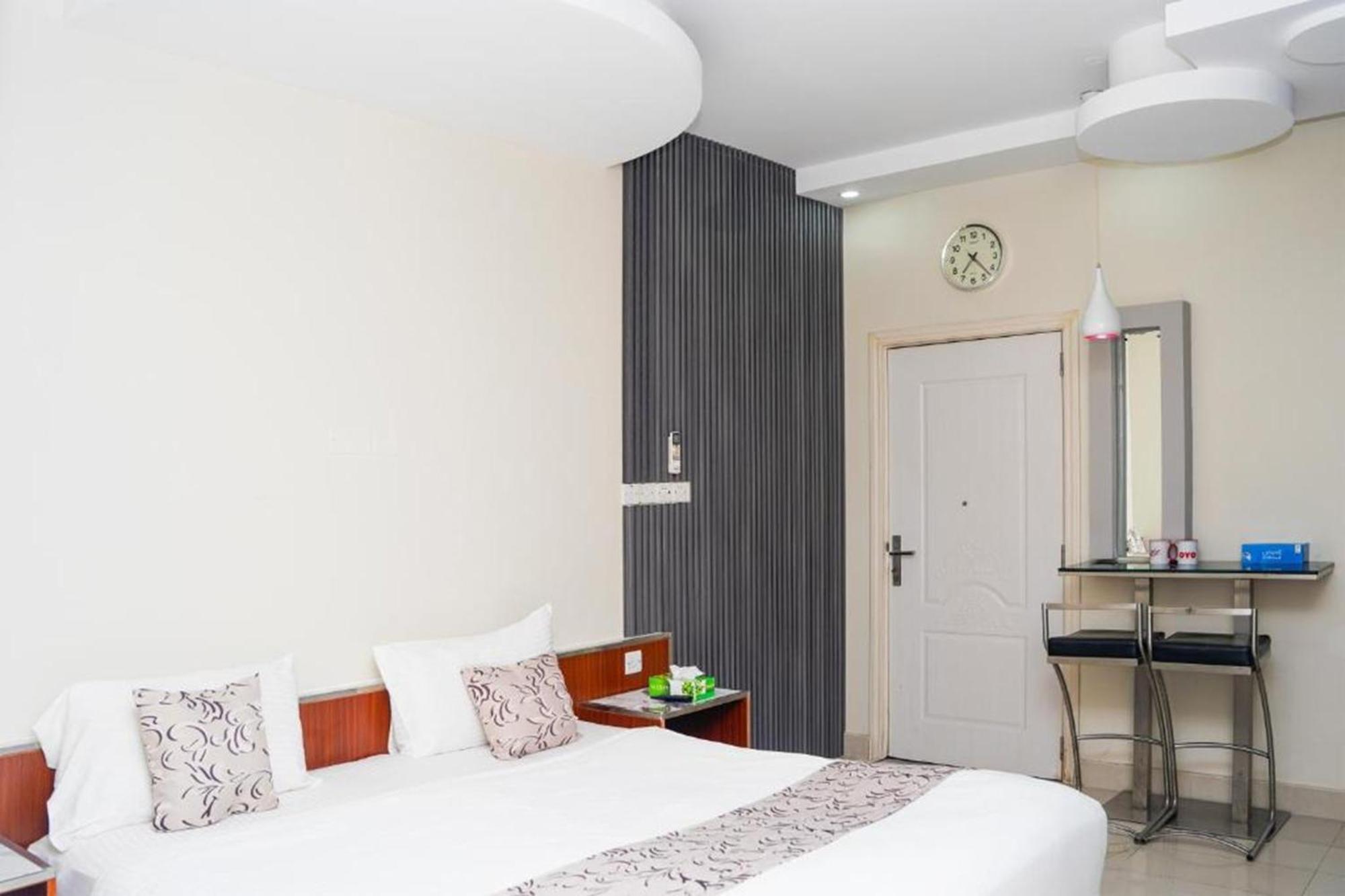 Al Bayrahaa Hotel Apartments Seeb Ngoại thất bức ảnh
