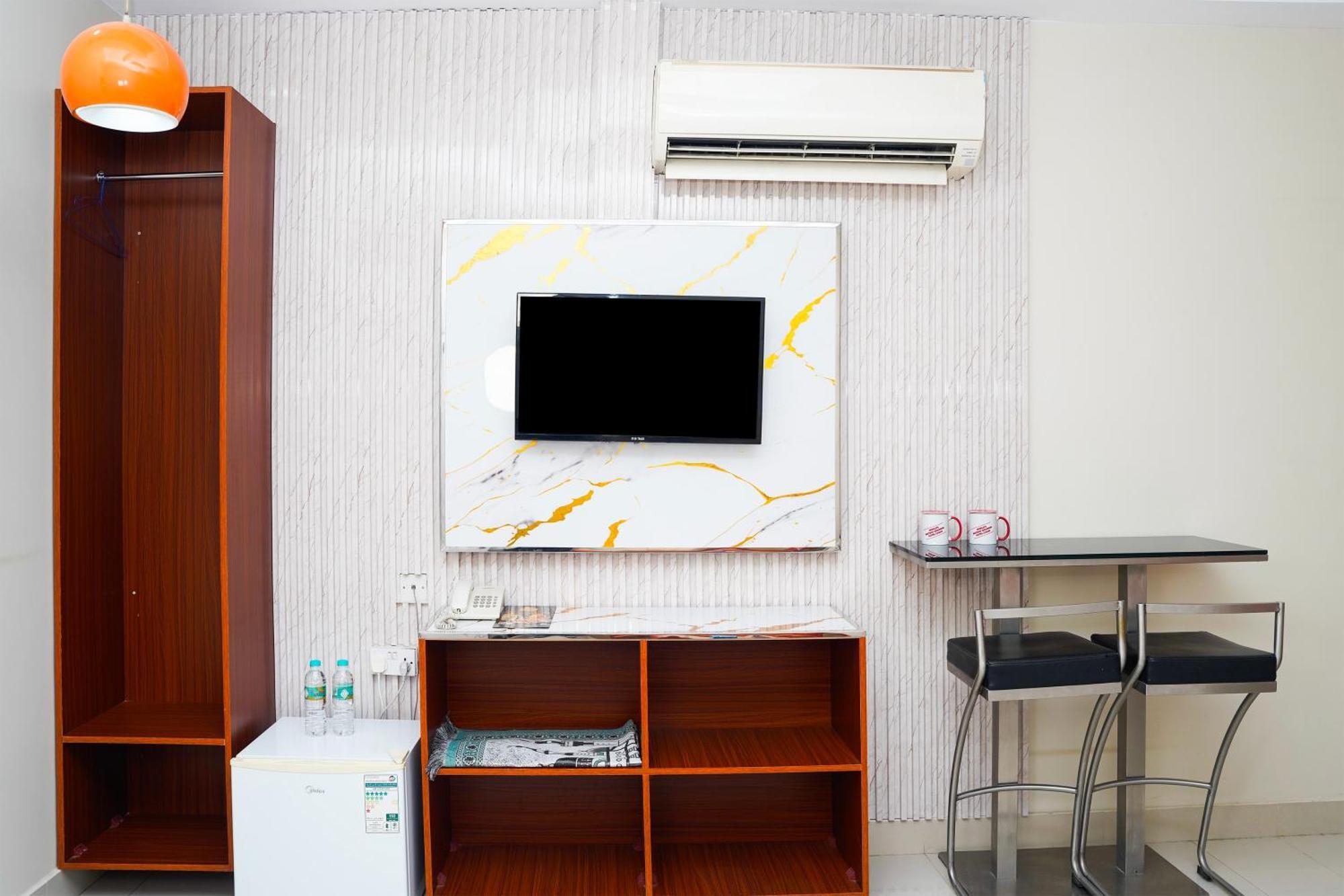 Al Bayrahaa Hotel Apartments Seeb Ngoại thất bức ảnh