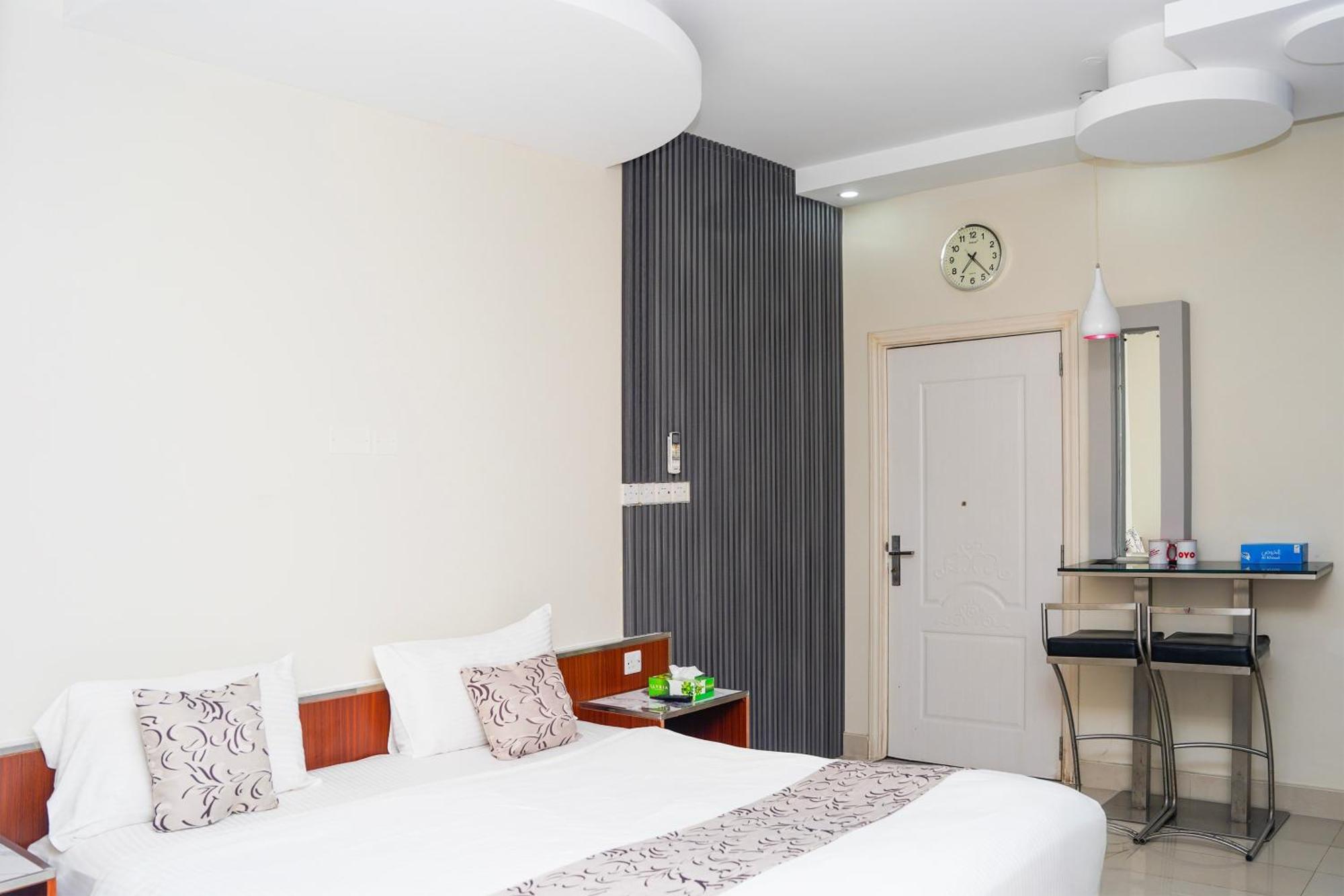 Al Bayrahaa Hotel Apartments Seeb Ngoại thất bức ảnh